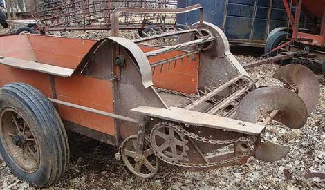 Do You Recognize This Manure Spreader? Image
